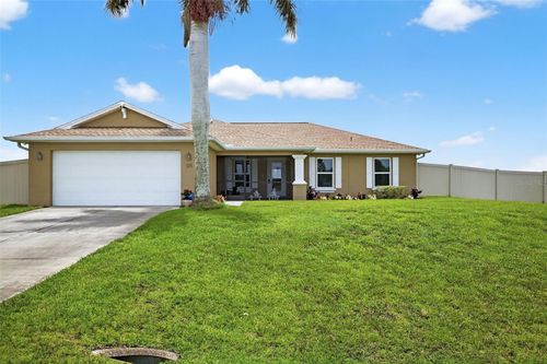 125 Paddock St, LEHIGH ACRES, FL, 33974-4403 | Card Image