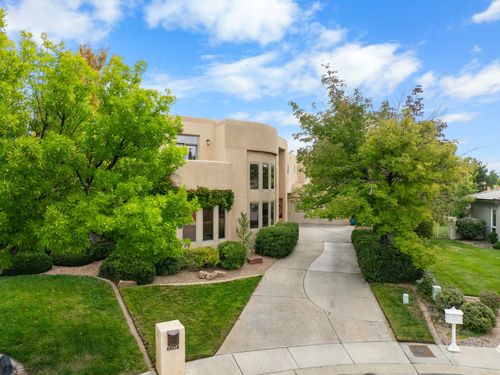 6604 Paddington Ne, Albuquerque, NM, 87111-7418 | Card Image