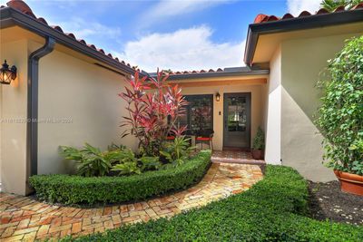 1249 Ortega Ave, House other with 3 bedrooms, 2 bathrooms and null parking in Coral Gables FL | Image 2