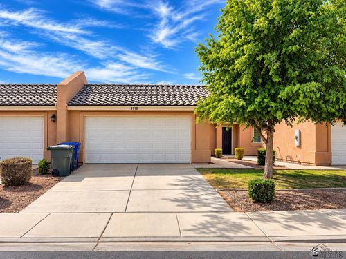 3910 S Brianna Dr, Yuma, AZ, 85365-1403 | Card Image
