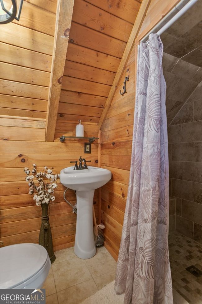L40 - 87 Owltown Dr, House other with 2 bedrooms, 2 bathrooms and 2 parking in Ellijay GA | Image 18