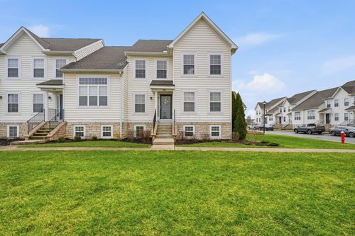 7088 Fonso Dr, New Albany, OH, 43054-8030 | Card Image