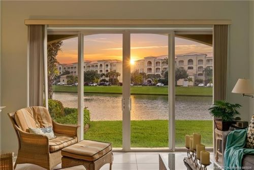 104-1 Harbour Isle Dr E, Fort Pierce, FL, 34949-2753 | Card Image