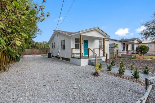 2111 W Palmetto St, TAMPA, FL, 33607-2624 | Card Image