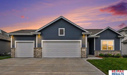 8127 S 196th St, Gretna, NE, 68028-5049 | Card Image