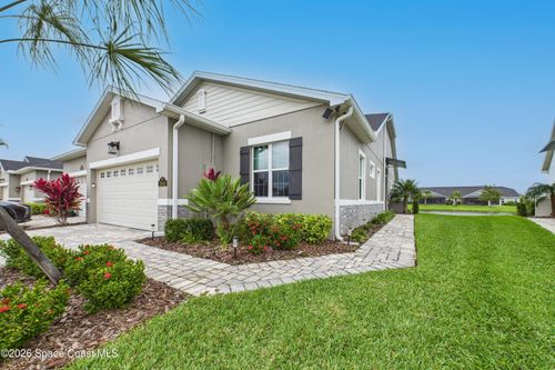 2940 Avalonia Dr, Melbourne, FL, 32940-8749 | Card Image