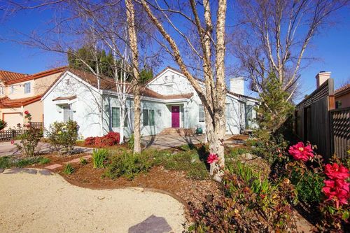 530 Chardonnay Way, Hollister, CA, 95023-7102 | Card Image