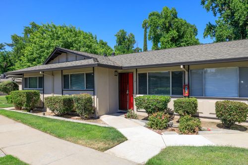 apt-7-215 Floyd Ave, Modesto, CA, 95350-2330 | Card Image