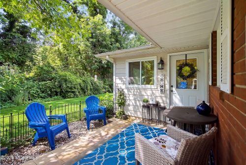 3 C Robin St, Manchester, NJ, 08759-5194 | Card Image