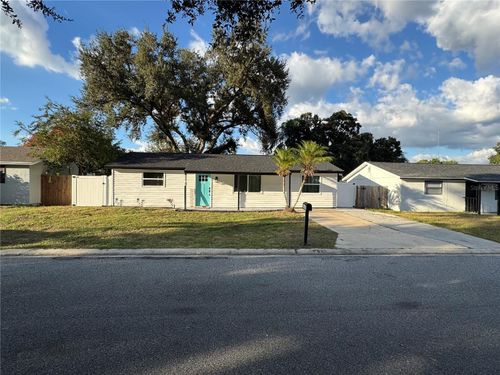 6425 Reno Ave, NEW PORT RICHEY, FL, 34653-5833 | Card Image
