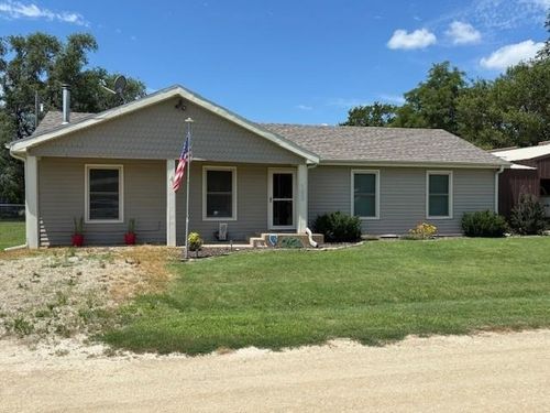 102 S Mill St, New Cambria, KS, 67470-8598 | Card Image