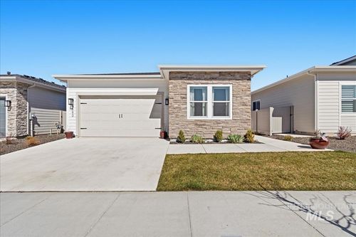 8680 W Pickett Creek St, Star, ID, 83669-1060 | Card Image