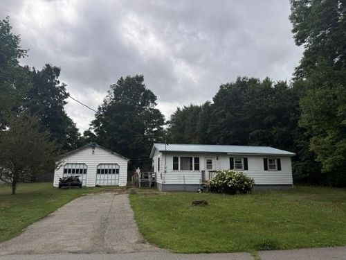 29 Pike Pl, Newport, VT, 05855-9551 | Card Image