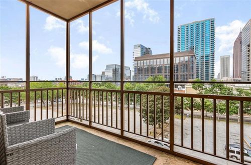 apt-3b-300 Peachtree St Ne, Atlanta, GA, 30308-3508 | Card Image