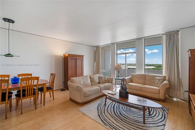APT-904 - 700 Biltmore Way, Condo with 1 bedrooms, 1 bathrooms and null parking in Coral Gables FL | Image 5