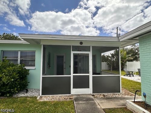 2-620 Se 47th St, Cape Coral, FL, 33904-5569 | Card Image