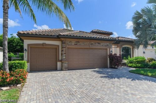 9357 Glenforest Dr, NAPLES, FL, 34120-5274 | Card Image