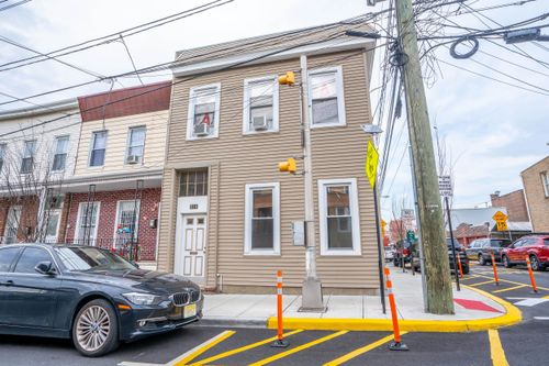 2-814 28th St, Union City, NJ, 07087-2359 | Card Image