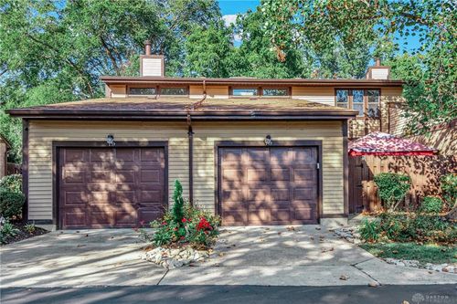 19 Caribou Ct, Fairfield, OH, 45014-5581 | Card Image