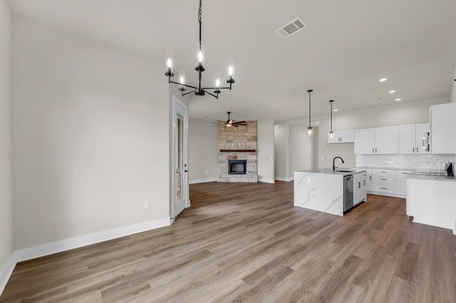 118 Rosebud Ranch Rd, House other with 4 bedrooms, 2 bathrooms and null parking in Bertram TX | Image 11