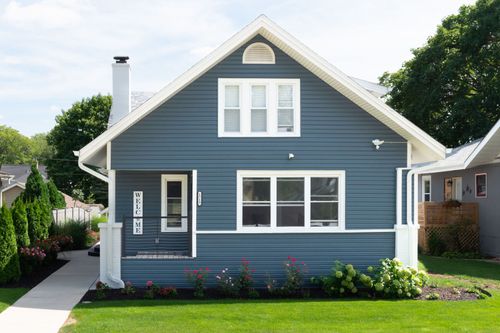 1719 Post Ave, Rockford, IL, 61103-6323 | Card Image