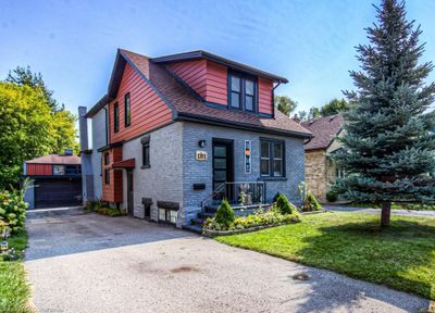 181 Kent Ave, House other with 5 bedrooms, 2 bathrooms and 7 parking in Kitchener ON | Image 1