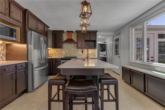 3945 Tuscarawas Rd, House other with 3 bedrooms, 3 bathrooms and 4 parking in Brighton Twp PA | Image 5