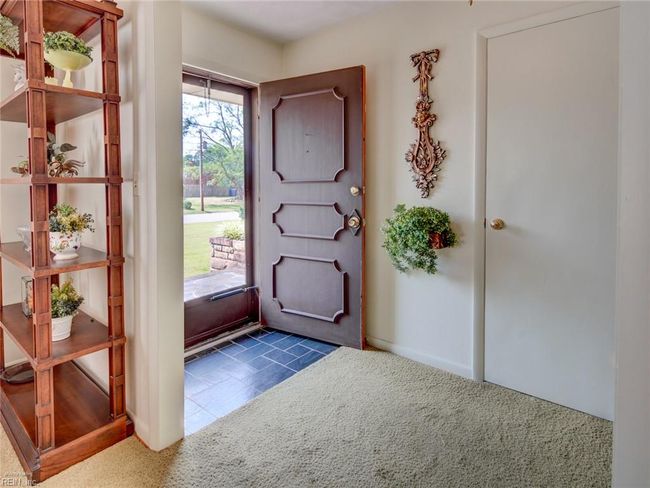 2861 Greenview Rd, House other with 4 bedrooms, 3 bathrooms and null parking in Chesapeake VA | Image 6