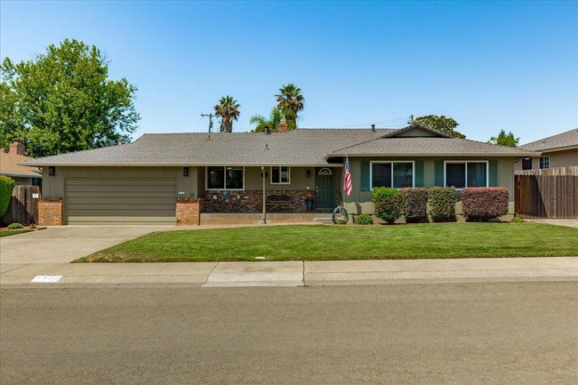 4939 Brookglen Way, House other with 3 bedrooms, 2 bathrooms and null parking in Carmichael CA | Image 48