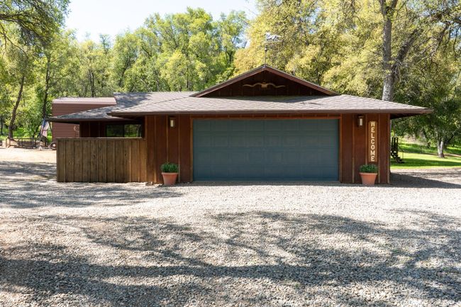 6879 State Highway 49 N, House other with 3 bedrooms, 3 bathrooms and null parking in Mariposa CA | Image 64