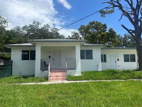 1095 Ne 149th St, Miami, FL, 33161-2413 | Card Image