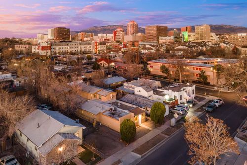 907 Coal Ave Sw, Albuquerque, NM, 87102-5913 | Card Image