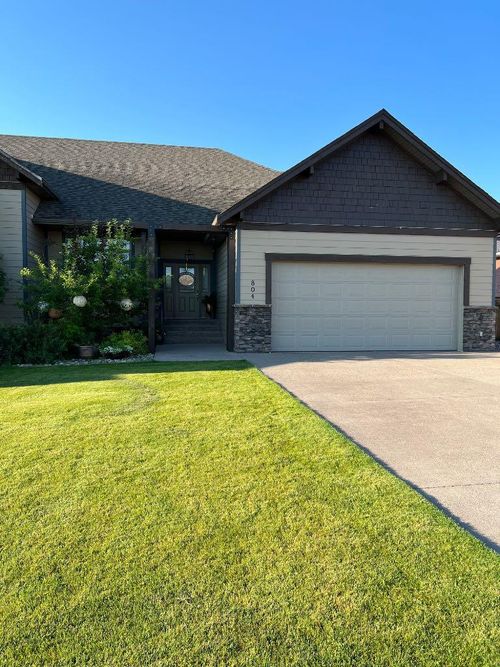 804 Fairway Blvd, Cardston, AB, T0K0K0 | Card Image