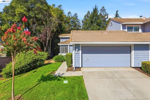 3897 Inverness Cmn, Livermore, CA, 94551-4906 | Card Image