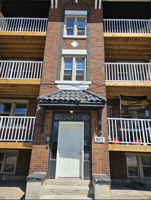 6-917 Main St E, Hamilton, ON, L8M1M6 | Card Image