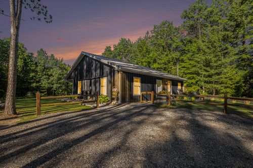 22032 Pine Valley Dr, Tustin, MI, 49688-8272 | Card Image