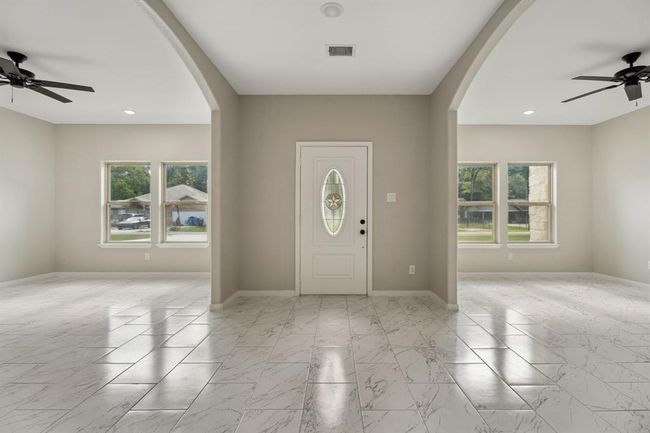 69 County Road 3668, House other with 4 bedrooms, 3 bathrooms and 2 parking in Splendora TX | Image 7