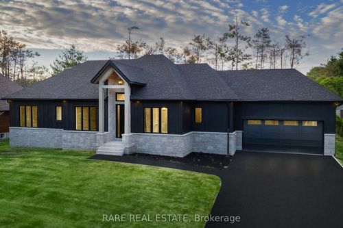 32 Alpine Way, Oro-Medonte, ON, L0L2L0 | Card Image