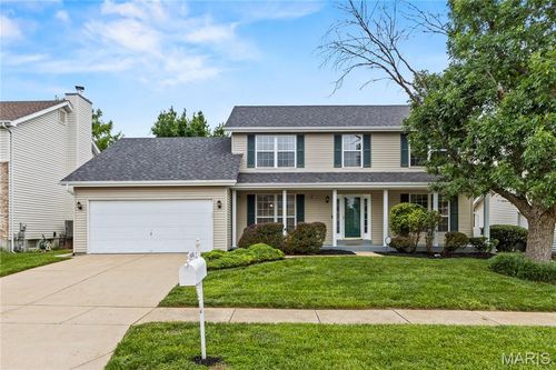 2433 Lavin Ct, Florissant, MO, 63033-1764 | Card Image