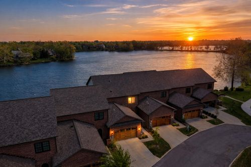 105-535 Laketower Dr, Lexington, KY, 40502-2610 | Card Image