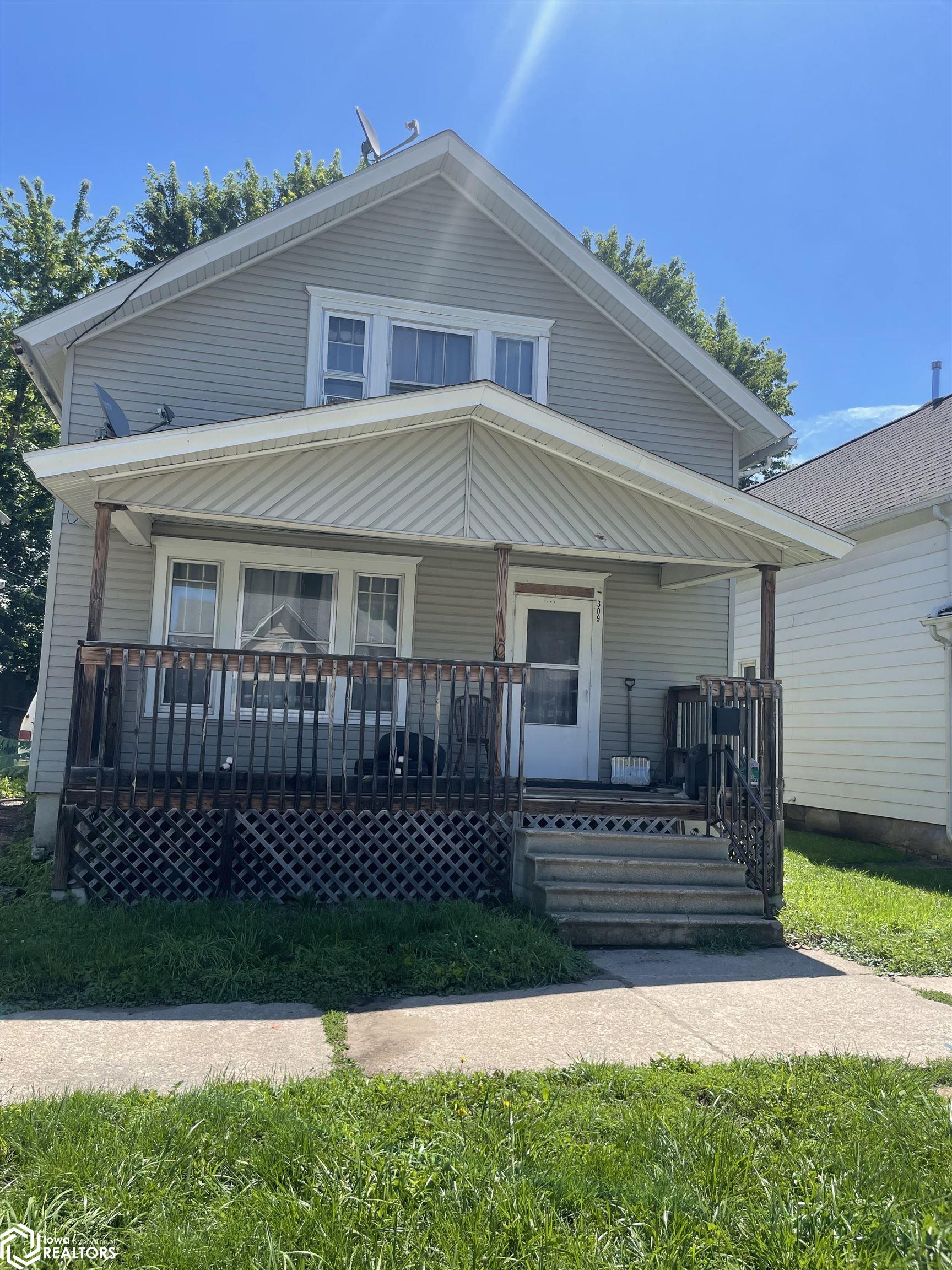 2nd St, Marshalltown, IA 50158