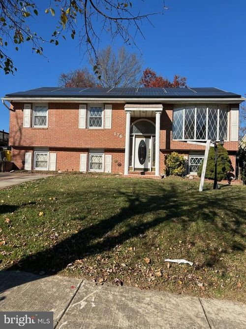176 Morris Ct, GLEN BURNIE, MD, 21060-6372 | Card Image