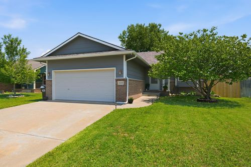 2238 S Milstead St, Wichita, KS, 67209-3607 | Card Image