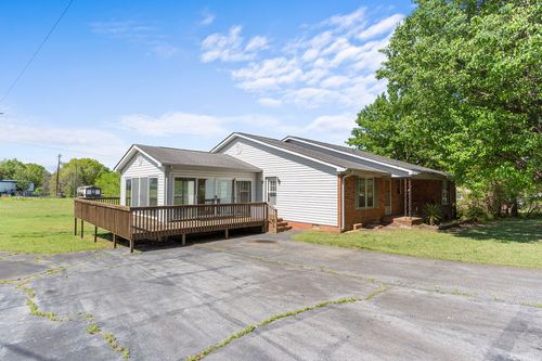 221 Lakeview Dr, Liberty, SC, 29657-9365 | Card Image