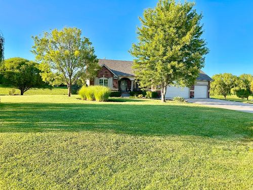 520 Sienna Ct, Rose Hill, KS, 67133-8820 | Card Image