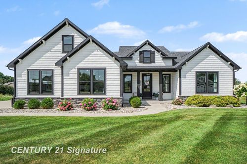 8937 N Meadows Ct, Freeland, MI, 48623-8962 | Card Image