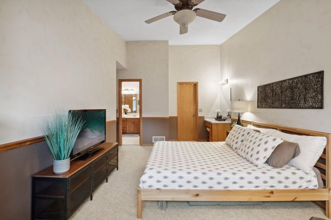 B - 4302 Clemson Circle, Townhouse with 2 bedrooms, 2 bathrooms and null parking in Eagan MN | Image 12