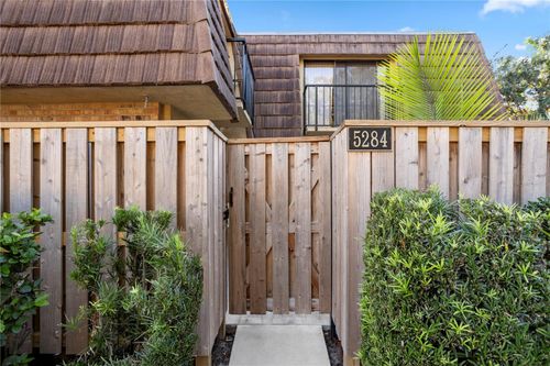 508-5284 Willow Ct, ORLANDO, FL, 32811-6702 | Card Image