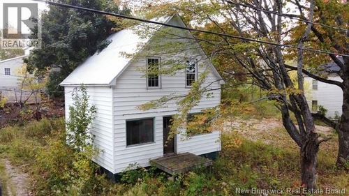 {{alt}} | Card Image