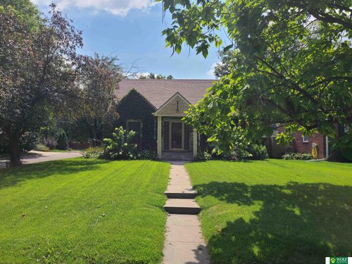 3791 B Street, Lincoln, NE, 68510 | Card Image